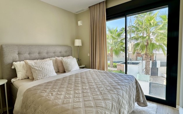 Reventa - Villa - Orihuela Costa - Lomas de Cabo Roig