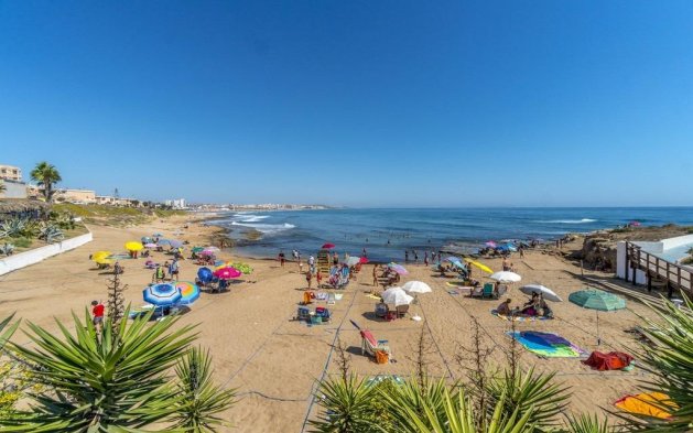 Odsprzedaż - Mieszkanie w bloku - Torrevieja - Cabo cervera