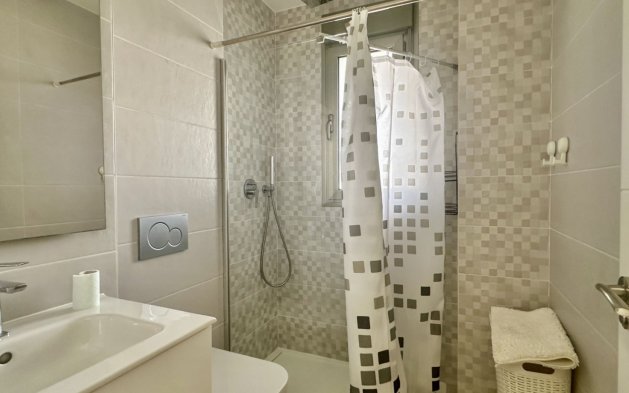 Reventa - Apartamento / piso - Orihuela Costa - Villamartín