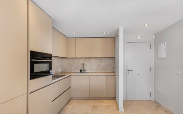 Resale - Apartment / flat - Torrevieja - Punta Prima