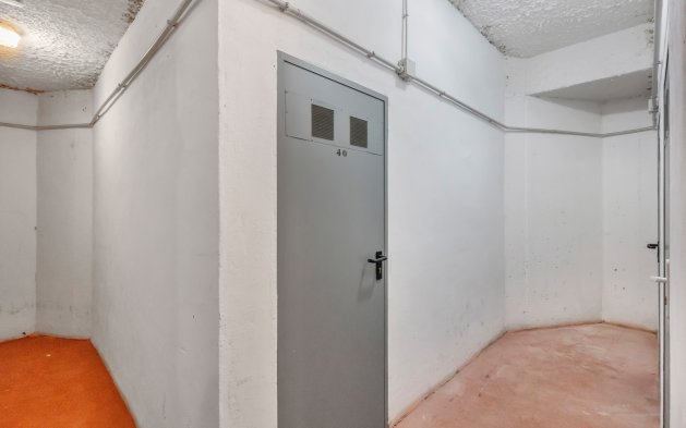 Resale - Apartment / flat - Torrevieja - Punta Prima