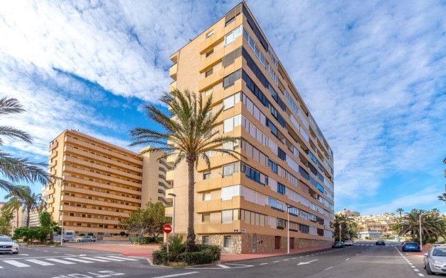 Resale - Apartment / flat - Torrevieja - Cabo cervera