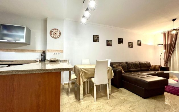 Odsprzedaż - Mieszkanie w bloku - Orihuela Costa - Altos de Campoamor