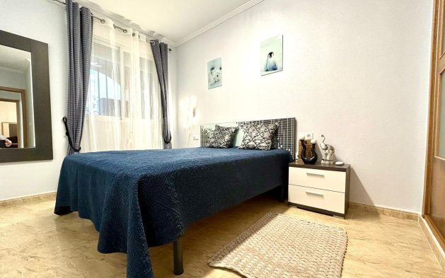 Odsprzedaż - Mieszkanie w bloku - Orihuela Costa - Altos de Campoamor