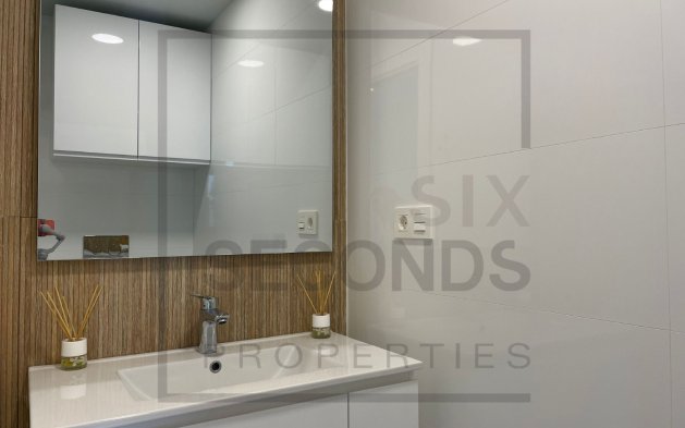 Odsprzedaż - Mieszkanie w bloku - Santa Pola - Gran Alacant