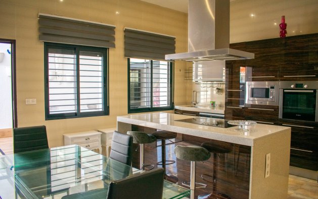 Reventa - Villa - Pilar de la Horadada - La Torre de la Horadada