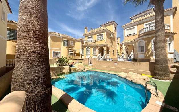 Reventa - Villa - Orihuela Costa - Villamartín