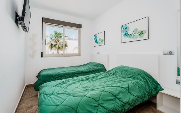 Reventa - Apartamento / piso - Pilar de la Horadada - La Torre de la Horadada