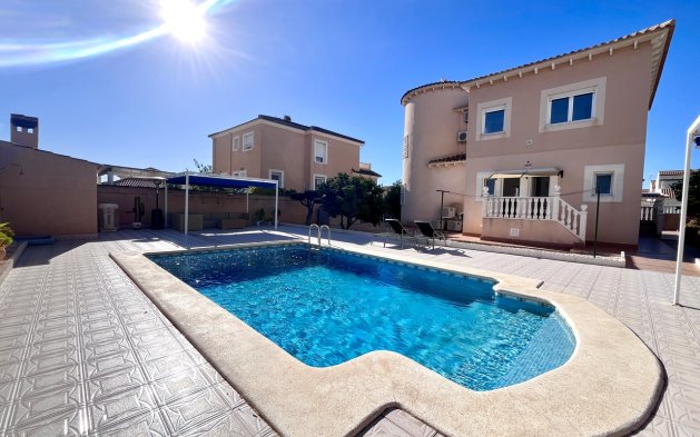 Reventa - Villa - Orihuela Costa - La Zenia