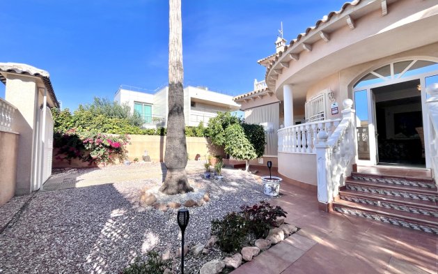 Reventa - Villa - Orihuela Costa - La Zenia