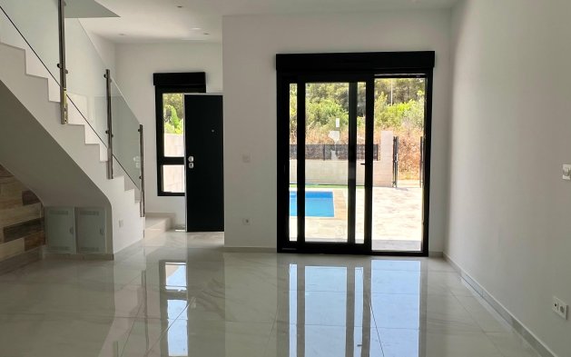 Obra nueva - Adosado - Polop