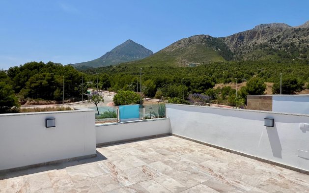 Obra nueva - Adosado - Polop