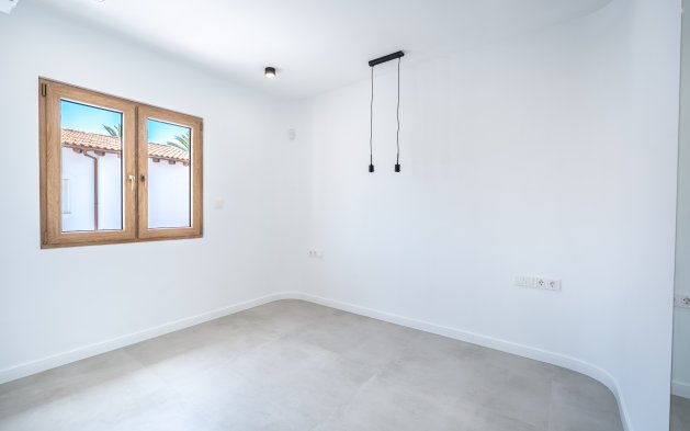 Resale - Villa - Orihuela Costa - Cabo Roig