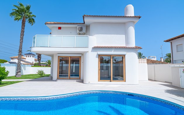 Resale - Villa - Orihuela Costa - Cabo Roig
