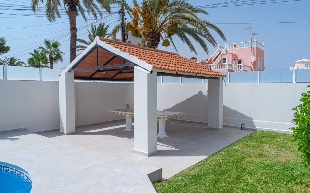 Resale - Villa - Orihuela Costa - Cabo Roig