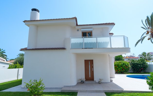 Resale - Villa - Orihuela Costa - Cabo Roig