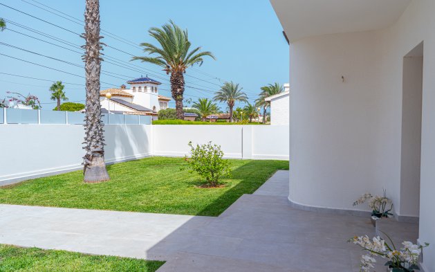 Resale - Villa - Orihuela Costa - Cabo Roig