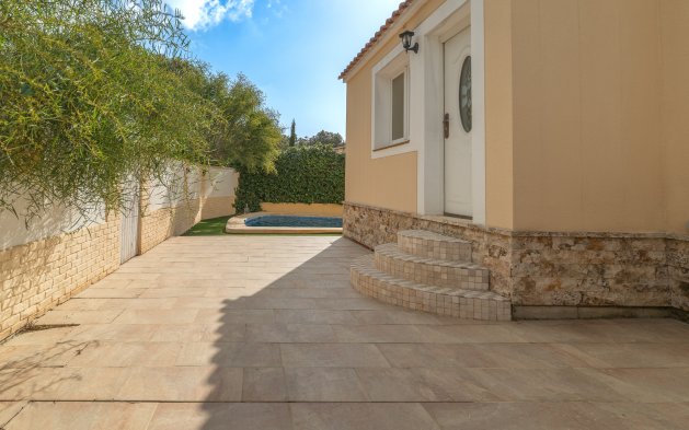 Resale - Villa - Pilar de la Horadada - Pinar de Campoverde