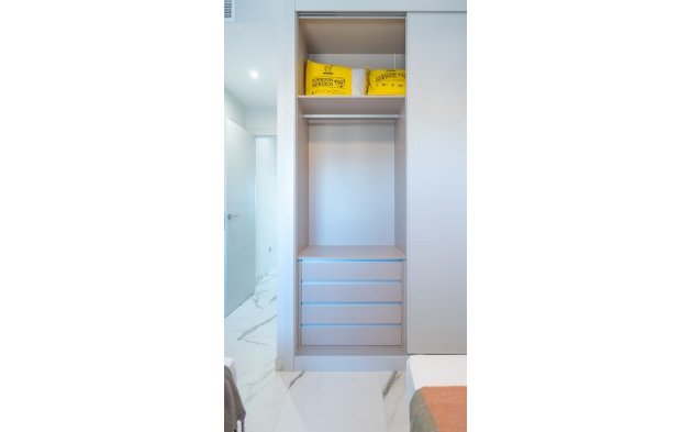 Reventa - Apartamento / piso - Benidorm