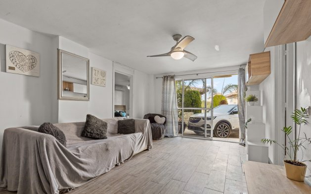 Odsprzedaż - Villa - Orihuela Costa - Playa Flamenca