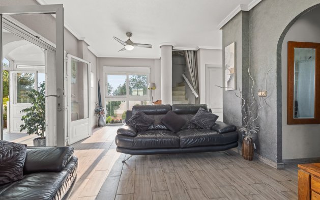 Odsprzedaż - Villa - Orihuela Costa - Playa Flamenca