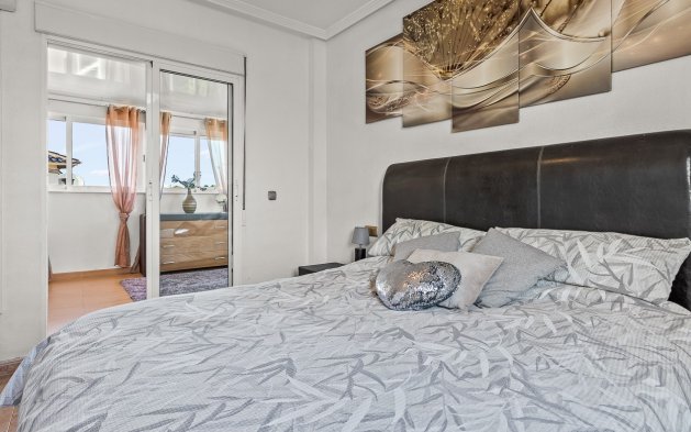 Odsprzedaż - Villa - Orihuela Costa - Playa Flamenca