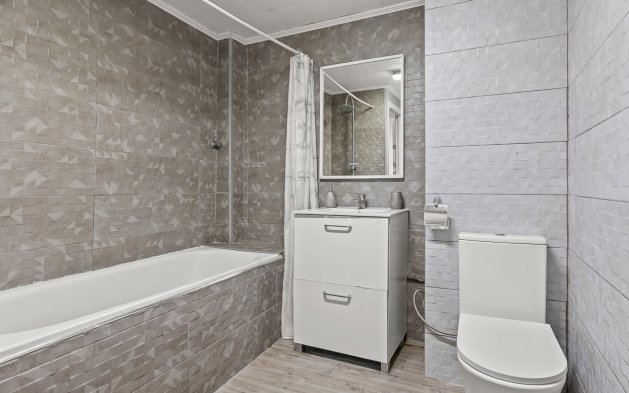 Odsprzedaż - Villa - Orihuela Costa - Playa Flamenca