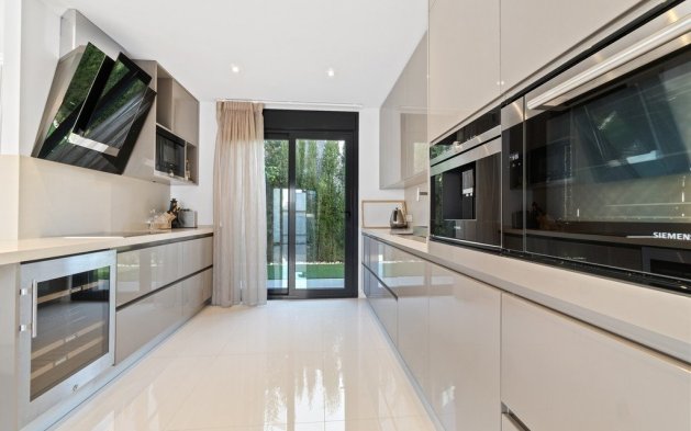 Reventa - Villa - Orihuela Costa - Aguamarina