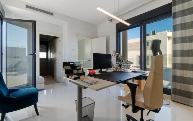 Reventa - Villa - Orihuela Costa - Aguamarina