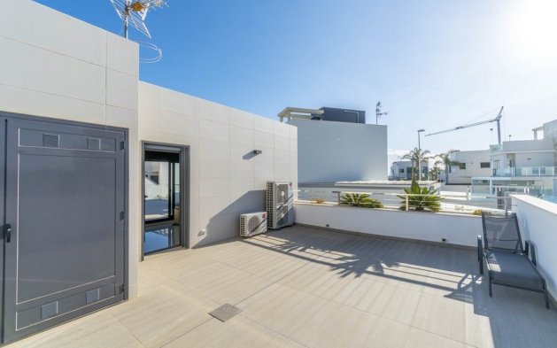 Reventa - Villa - Orihuela Costa - Aguamarina