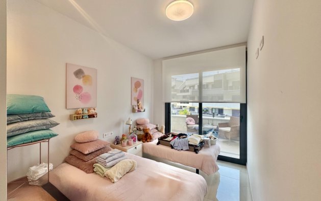 Resale - Apartment / flat - Orihuela Costa - Punta Prima