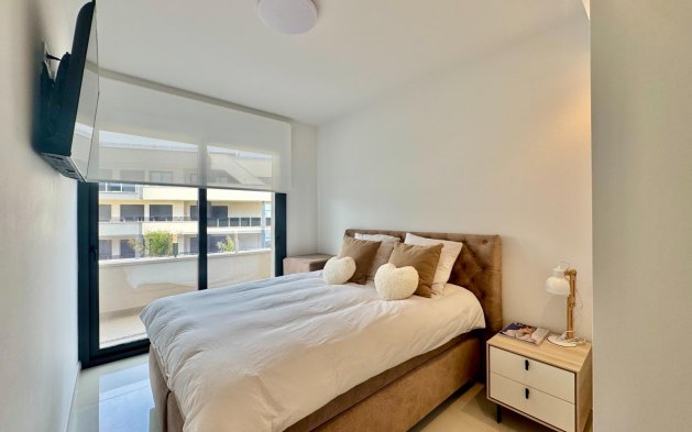 Resale - Apartment / flat - Orihuela Costa - Punta Prima