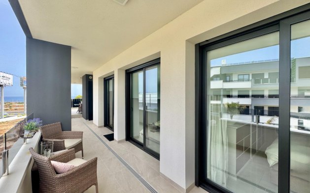Resale - Apartment / flat - Orihuela Costa - Punta Prima