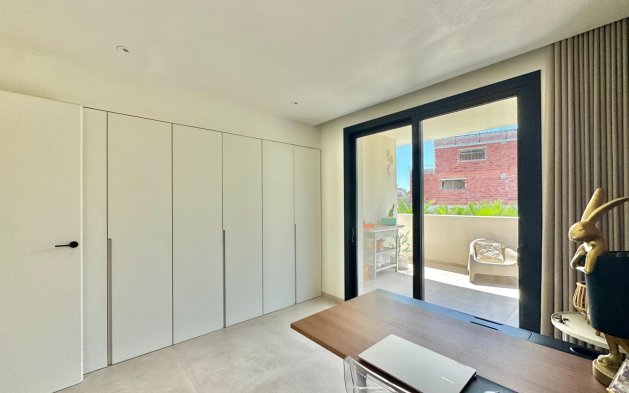 Resale - Apartment / flat - Orihuela - Las Colinas Golf - Country Club