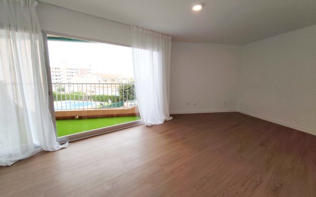 Resale - Apartment / flat - Orihuela Costa - La Zenia