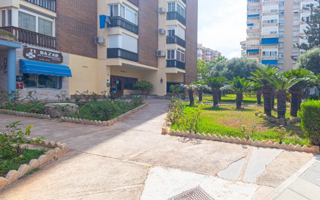 Resale - Apartment / flat - Orihuela Costa - Campoamor