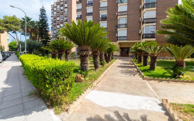Resale - Apartment / flat - Orihuela Costa - Campoamor
