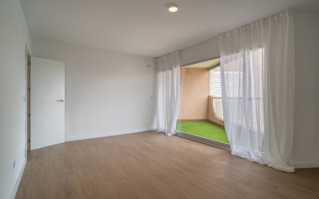Resale - Apartment / flat - Orihuela Costa - La Zenia