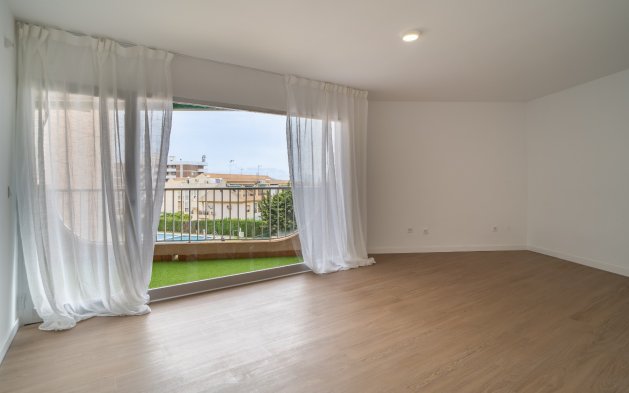 Resale - Apartment / flat - Orihuela Costa - La Zenia