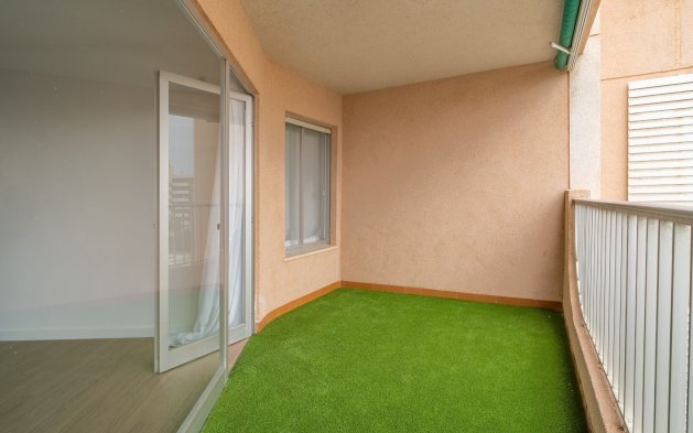 Resale - Apartment / flat - Orihuela Costa - La Zenia