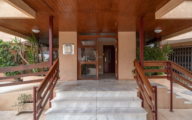 Resale - Apartment / flat - Orihuela Costa - La Zenia