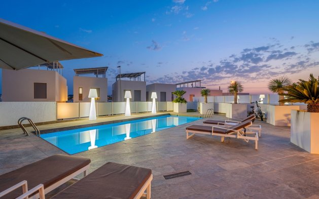 Begagnad - Villa - Orihuela Costa - Villamartín