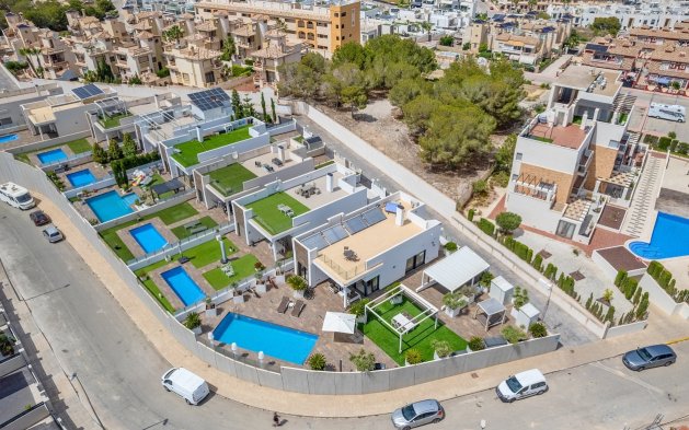 Begagnad - Villa - Orihuela Costa - Villamartín