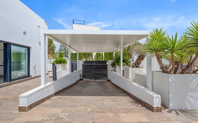Begagnad - Villa - Orihuela Costa - Villamartín