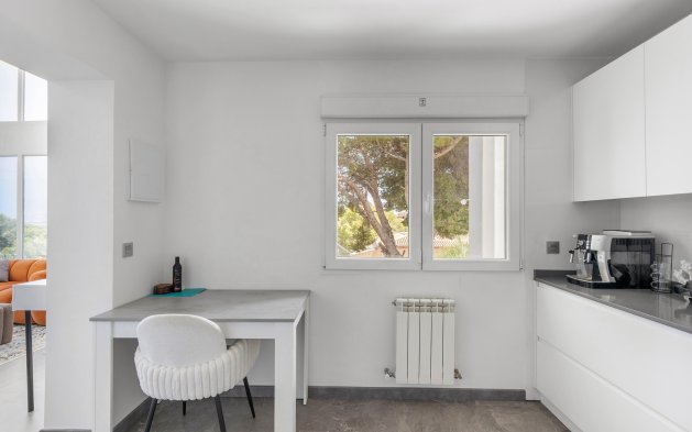 Resale - Villa - Torrevieja - Los Balcones