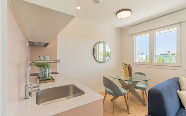 Nowy budynek - Kamienica - La Nucía