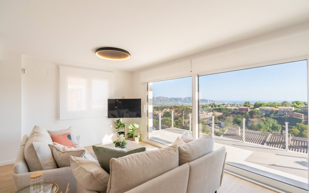 Nowy budynek - Kamienica - La Nucía