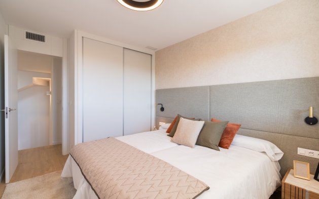 Nowy budynek - Kamienica - La Nucía