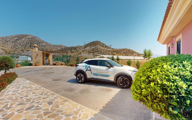 Nowy budynek - Kamienica - Águilas