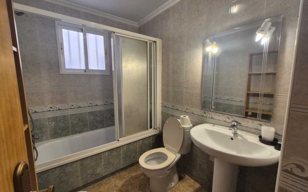 Reventa - Apartamento / piso - Torrevieja